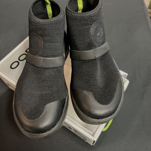 OOFOS Women's  Chukka Shoe - Black Sz. 8 - Picture 3 of 13